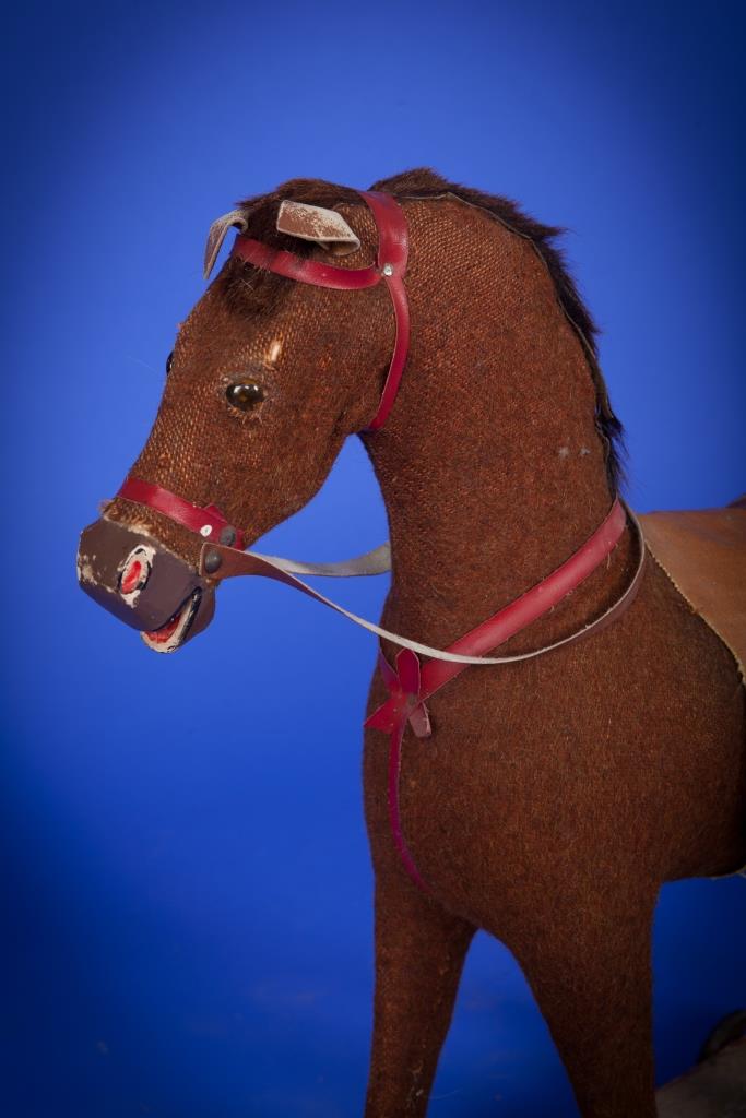 german made pull along toy horse
